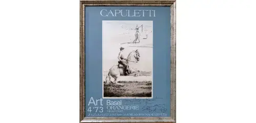 Ausstellungsplakat im Bilderrahmen als Beispiel für Präsentation